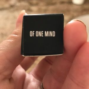 Younique duet  lipstick